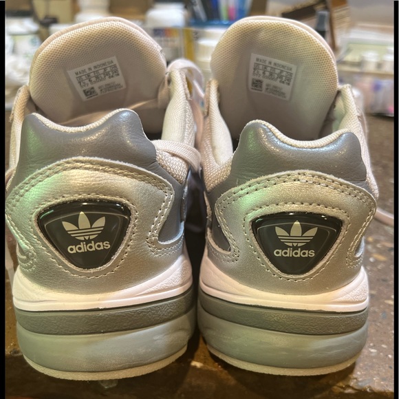ADIDAS FALCON ORCHID💕Size 7.5 Excellent Condition close to new ! - Picture 12 of 15